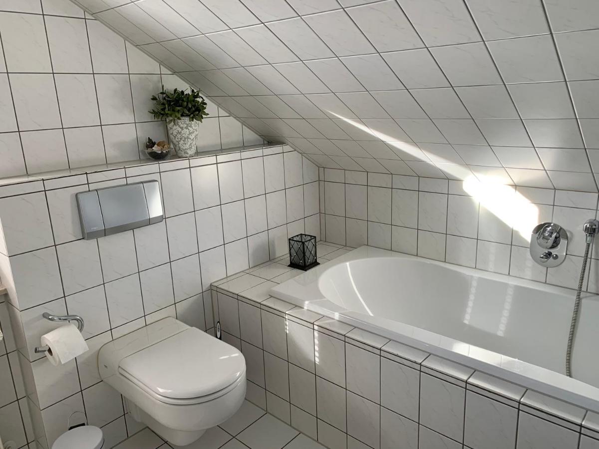 Meine Oase Ferienwohnung !!! Nicht Fuer Monteure !!! Horn-Bad Meinberg Εξωτερικό φωτογραφία